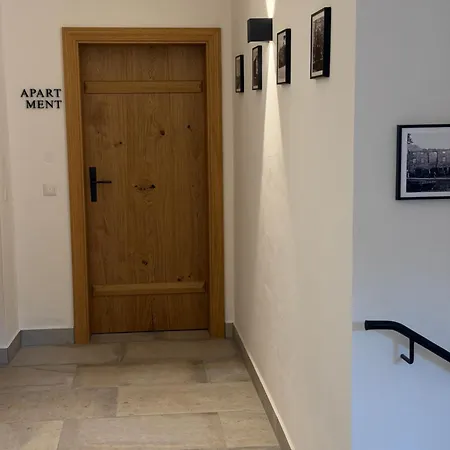 Apartman Falternhof - Geschichte Trifft Auf Design *