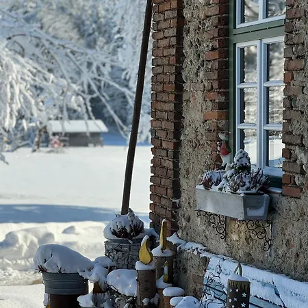 Falternhof - Geschichte Trifft Auf Design Apartman *